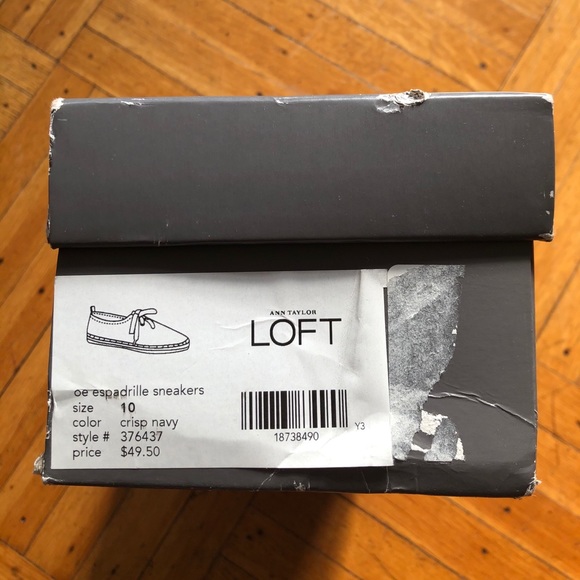 Loft • Classic Espadrille in Hen print - Picture 2 of 5